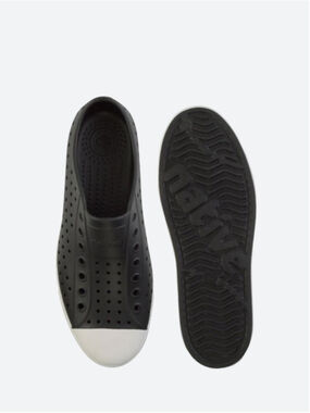 Native Jefferson 
In Jiffy MM I guess I should talk Black White Size 7
